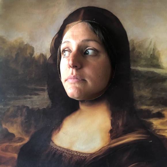 Meet your Posher, Sara - Picture 1 of 1